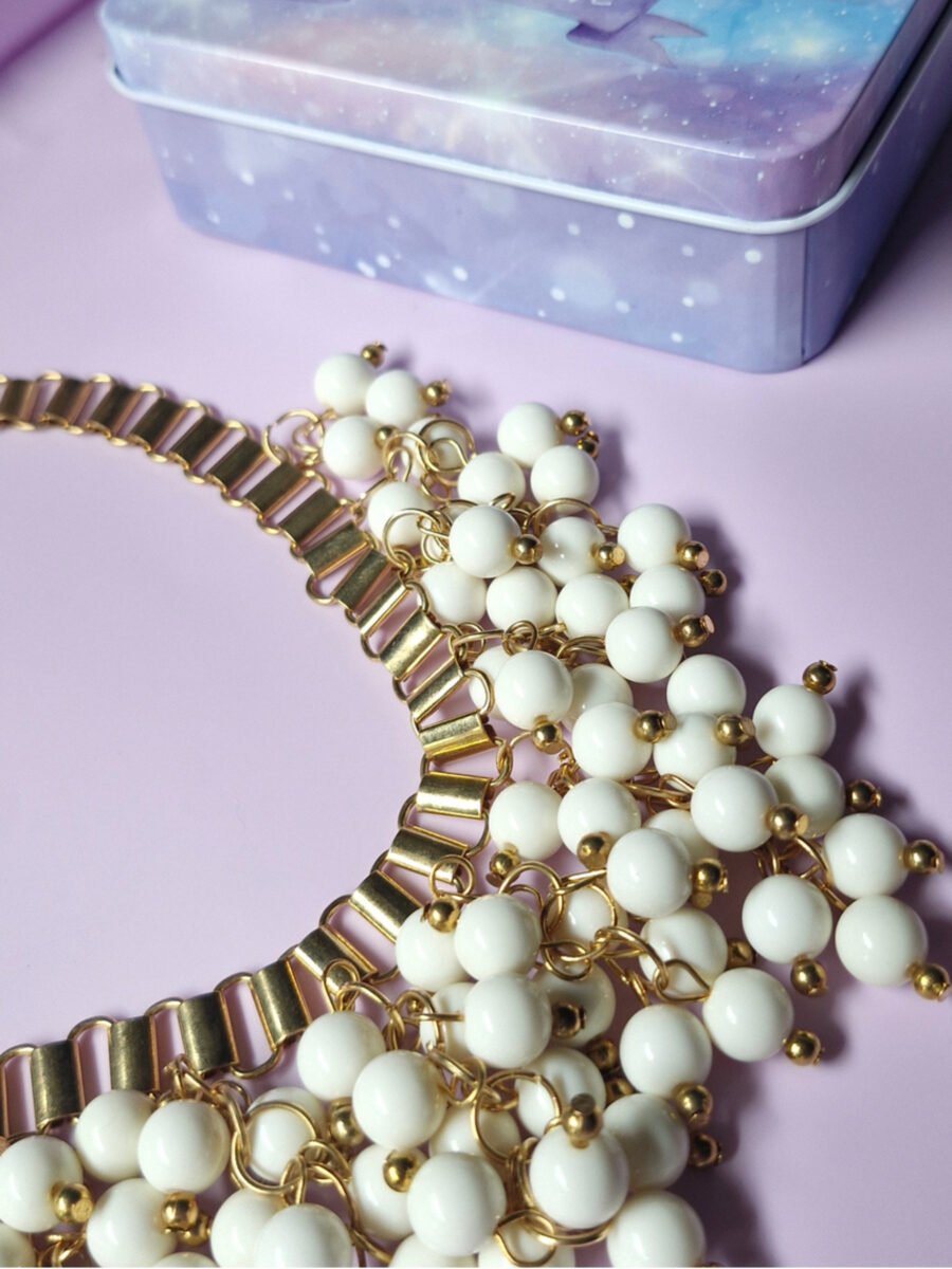 Royal Bead Cluster Necklace - Image 3